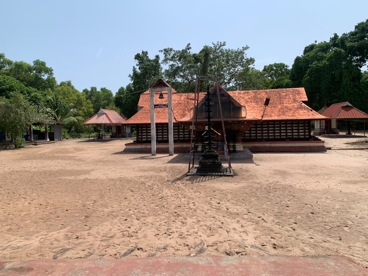 Edathil Sree Durga Devi Temple image 1